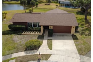 1355 Kirkwood Ln, SARASOTA