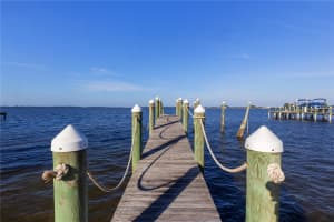 712 PALMA SOLA BOULEVARD, BRADENTON, FL 34209 - MLS#MFRA4683516