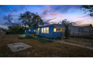 4881 Victoria Ave, SARASOTA