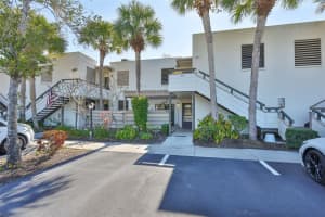 635 WOODLAWN DRIVE, BRADENTON, FL 34210 - MLS#MFRA4683537