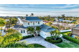 634 KEY ROYALE DRIVE, HOLMES BEACH, FL 34217 - MLS#MFRA4683541