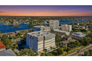 1200 PEPPERTREE LANE, SARASOTA, FL 34242 - MLS#MFRA4683608