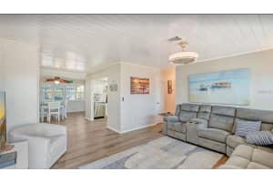 1019 BEACH MANOR CENTER, VENICE, FL 34285 - MLS#MFRA4683639