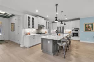 5649 LONG SHORE LOOP, SARASOTA, FL 34238 - MLS#MFRA4683665