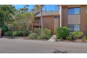1687 Brookhouse Cir #219, SARASOTA