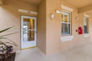 923 FAIRWAYCOVE LANE, BRADENTON, FL 34212 - MLS#MFRA4683706