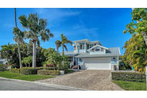 605 POINT DRIVE, HOLMES BEACH, FL 34217 - MLS#MFRA4683720