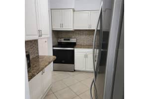 3925 OMEGA LANE, SARASOTA, FL 34235 - MLS#MFRA4683774