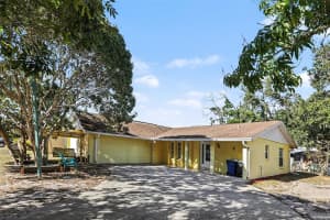2874 INDIANWOOD DRIVE, SARASOTA, FL 34232 - MLS#MFRA4683778