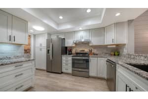 4312 DRESDEN LANE, SARASOTA, FL 34233 - MLS#MFRA4683794