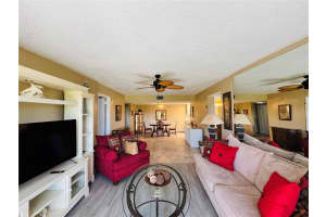 4119 61ST AVENUE TERRACE, BRADENTON, FL 34210 - MLS#MFRA4683812