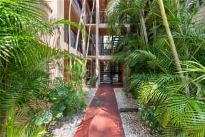 3700 OSPREY AVENUE, SARASOTA, FL 34239 - MLS#MFRA4683813