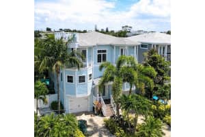 130 50TH STREET, HOLMES BEACH, FL 34217 - MLS#MFRA4683830