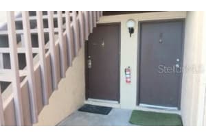 2724 HIDDEN LAKE BOULEVARD, SARASOTA, FL 34237 - MLS#MFRA4683867