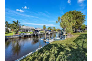 3840 13TH AVENUE, CAPE CORAL, FL 33904 - MLS#MFRA4683888