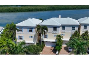 9203 MIDNIGHT PASS ROAD, SARASOTA, FL 34242 - MLS#MFRA4683910