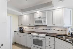 631 ALHAMBRA ROAD, VENICE, FL 34285 - MLS#MFRA4683930