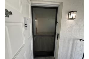 5800 HOLLYWOOD BOULEVARD, SARASOTA, FL 34231 - MLS#MFRA4683942