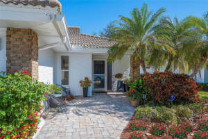 5803 GARDEN LAKES DRIVE, BRADENTON, FL 34203 - MLS#MFRA4683943