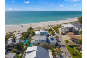 105 49TH STREET, HOLMES BEACH, FL 34217 - MLS#MFRA4683981