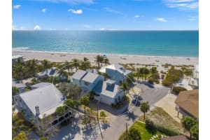 105 49TH STREET, HOLMES BEACH, FL 34217 - MLS#MFRA4683981