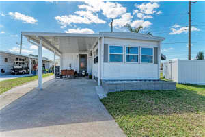 214 52ND AVENUE DRIVE, BRADENTON, FL 34207 - MLS#MFRA4683983