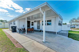 214 52ND AVENUE DRIVE, BRADENTON, FL 34207 - MLS#MFRA4683983