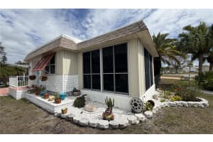 5214 BEECHMONT AVENUE, SARASOTA, FL 34234 - MLS#MFRA4684037