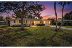 6617 GLADES WAY, SARASOTA, FL 34231 - MLS#MFRA4684039