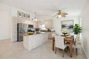 7135 QUEEN PALM CIRCLE, SARASOTA, FL 34243 - MLS#MFRA4684074