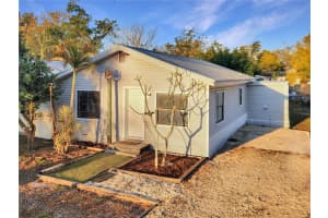 3913 CHESTNUT AVENUE, SARASOTA, FL 34234 - MLS#MFRA4684106