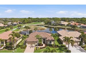 811 Amaryllis Ln, VENICE