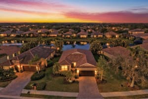 220 RIVER ENCLAVE COURT, BRADENTON, FL 34212 - MLS#MFRA4684188