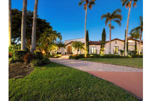 319 BIRD KEY DRIVE, SARASOTA, FL 34236 - MLS#MFRA4684204