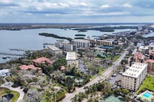 8625 MIDNIGHT PASS ROAD, SARASOTA, FL 34242 - MLS#MFRA4684215