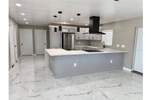 715 65TH AVENUE DRIVE, BRADENTON, FL 34207 - MLS#MFRA4684244