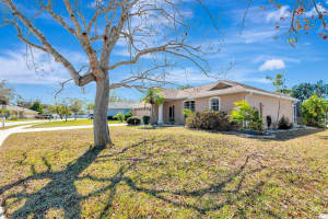 810 MCARTHUR AVENUE, SARASOTA, FL 34243 - MLS#MFRA4684249