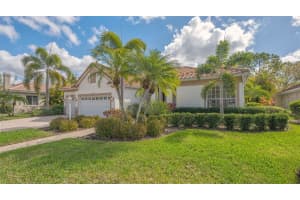 8215 WATERVIEW BOULEVARD, LAKEWOOD RANCH, FL 34202 - MLS#MFRA4684289