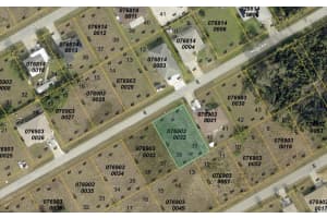 MALAGA AVE, NORTH PORT, FL 34287 - MLS#MFRA4684293