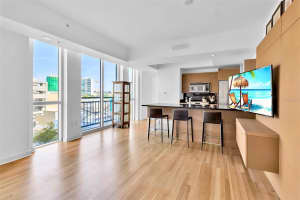 1350 MAIN STREET, SARASOTA, FL 34236 - MLS#MFRA4684303