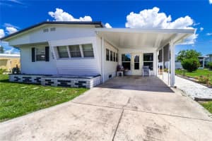 508 50TH AVENUE PLAZA, BRADENTON, FL 34207 - MLS#MFRA4684354