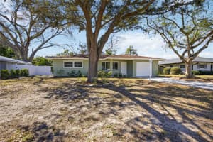 2244 SUNNYSIDE PLACE, SARASOTA, FL 34239 - MLS#MFRA4684357