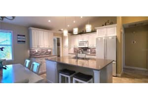 3567 65TH AVENUE CIRCLE, SARASOTA, FL 34243 - MLS#MFRA4684358