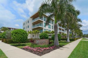 129 TAFT DRIVE, SARASOTA, FL 34236 - MLS#MFRA4684418