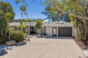 419 CLARK DRIVE, HOLMES BEACH, FL 34217 - MLS#MFRA4684428