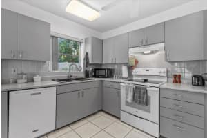 1602 27TH STREET, BRADENTON, FL 34205 - MLS#MFRA4684444