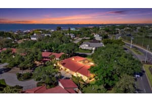 6304 SUN EAGLE LANE, BRADENTON, FL 34210 - MLS#MFRA4684459