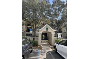 5134 Northridge Rd #302, SARASOTA
