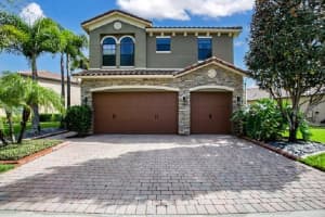 8309 PRESTBURY DRIVE, ORLANDO, FL 32832 - MLS#MFRA4684475