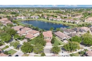 8309 PRESTBURY DRIVE, ORLANDO, FL 32832 - MLS#MFRA4684475